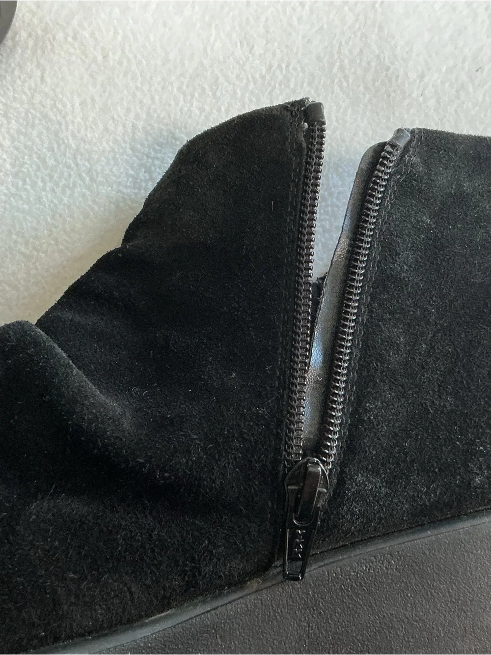 The FLEXX Black Suede Ankle Boots Women's Size US 8 EU 39 Wedge Side Zip